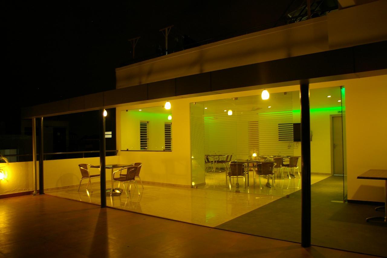 Roseline Suites Bangalore Ngoại thất bức ảnh