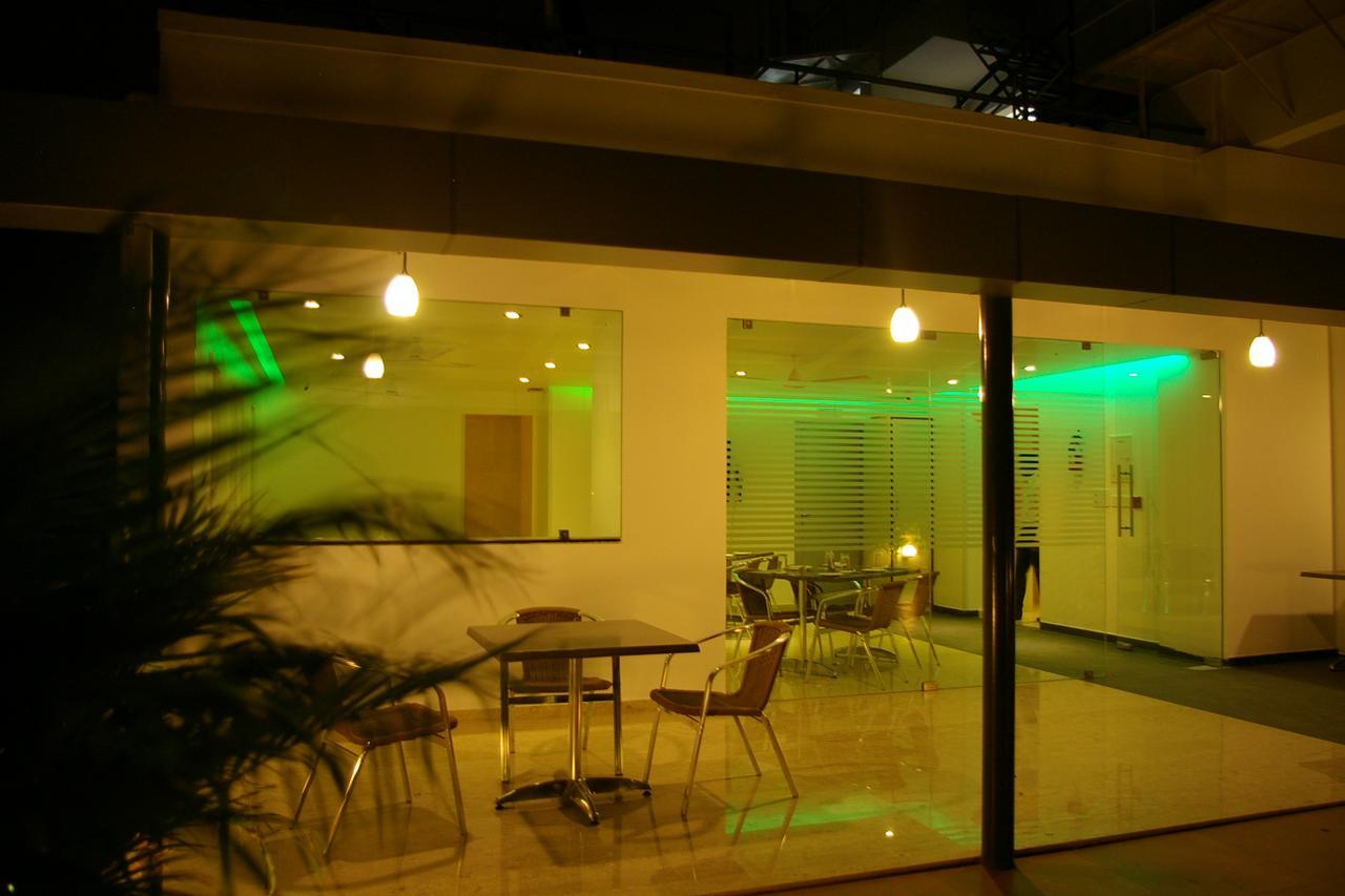 Roseline Suites Bangalore Ngoại thất bức ảnh