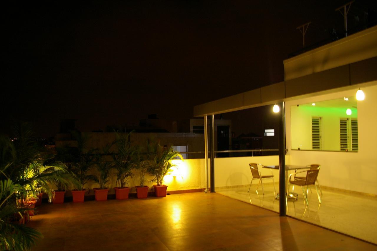 Roseline Suites Bangalore Ngoại thất bức ảnh