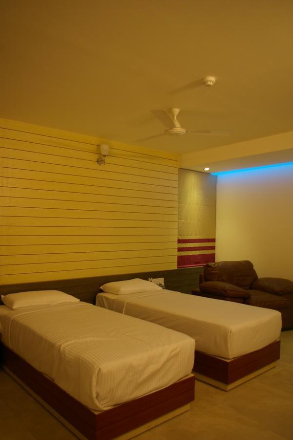 Roseline Suites Bangalore Ngoại thất bức ảnh